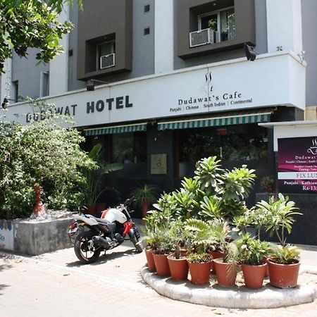 Hotel Dudawat Αχμπανταμπάντ Εξωτερικό φωτογραφία