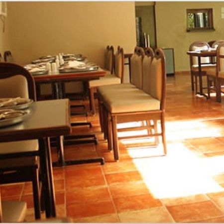 Hotel Dudawat Αχμπανταμπάντ Εξωτερικό φωτογραφία