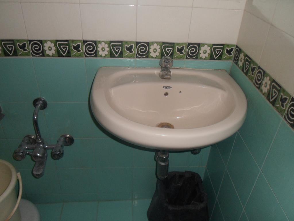 Hotel Dudawat Αχμπανταμπάντ Δωμάτιο φωτογραφία