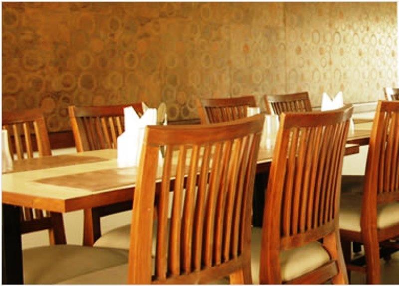 Hotel Dudawat Αχμπανταμπάντ Εξωτερικό φωτογραφία